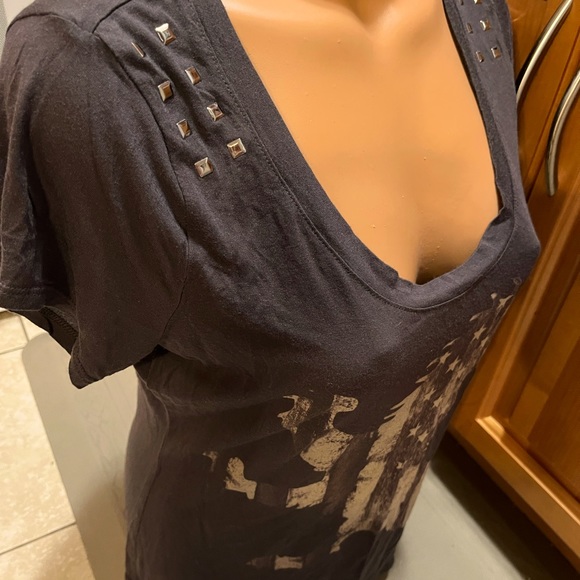 EXPRESS Womens Tee Shirt Lion Stars Stripes Studs Medium High Low Hem Cut Flag - Picture 2 of 8